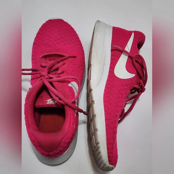 Nike Barbie Pink Women's Running Sneakers Shoes Trainers Girlhoodcore, sz 8.5 - Picture 4 of 16